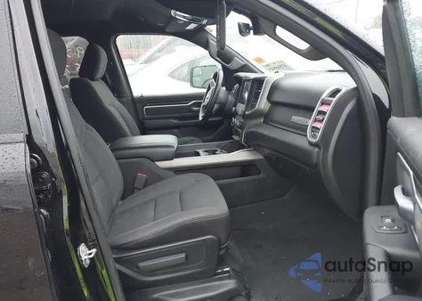 2020 Ram 1500 Big Horn 4X4 5'7 Box z USA, uszkodzony, nr VIN 1C6SRFFT7LN312690